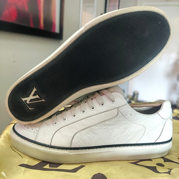 Louis Vuitton Empriente Street Sneakers - Picture 9 of 9